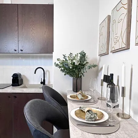 Homey Parisian For 3 Апартаменты