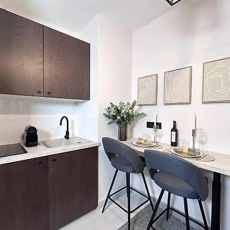 Appartement Homey Parisian For 3 *